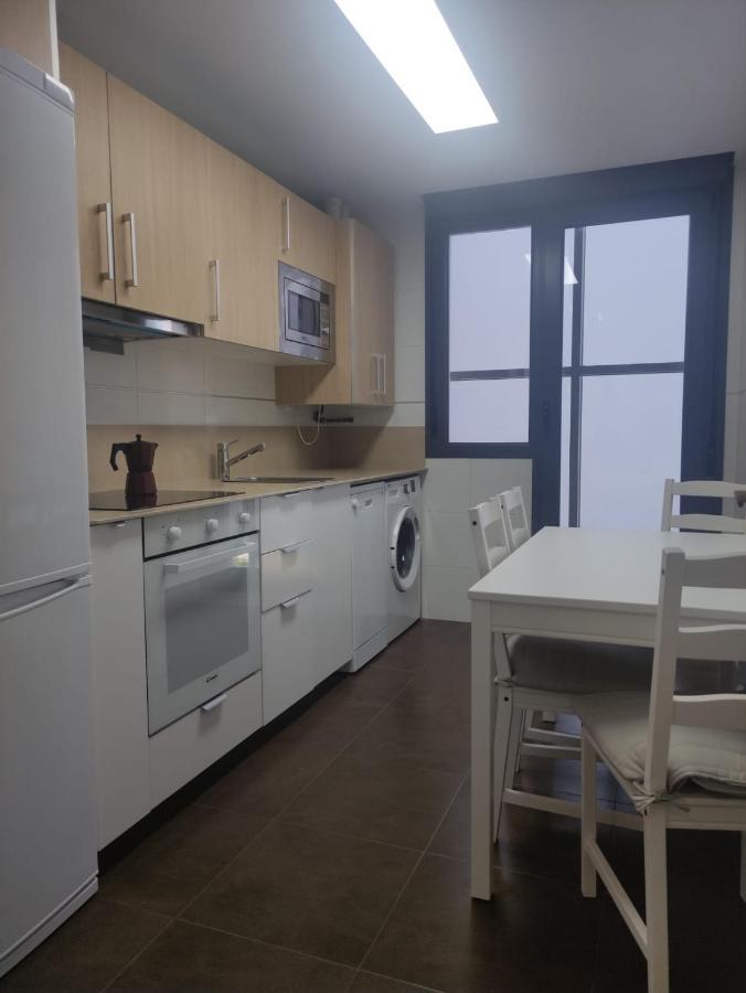 Апартаменти Vivienda Playa De Covachos Сото-де-ла-Маріна Екстер'єр фото